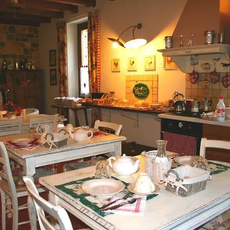 Oda ve Kahvaltı La 3*